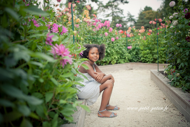 Photographe portrait famille parc floral