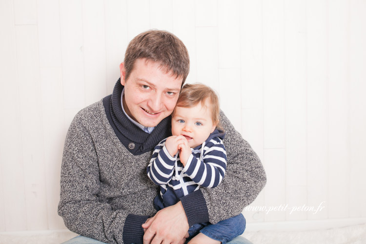 Photographe bébé studio Paris