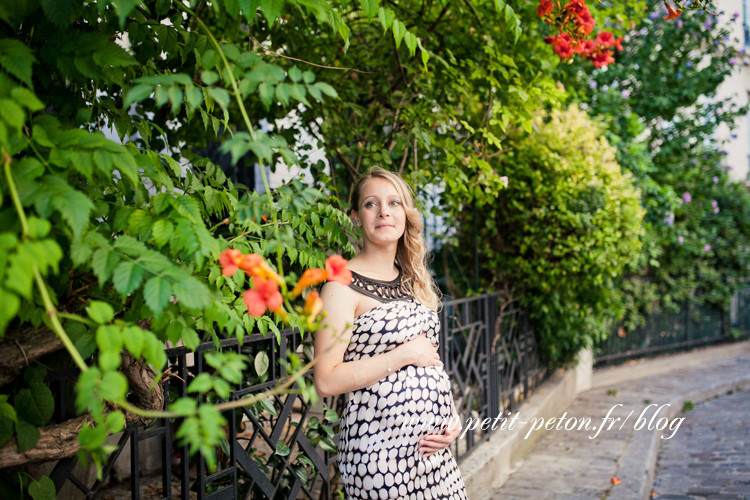 Photographe femme enceinte Paris en extérieur