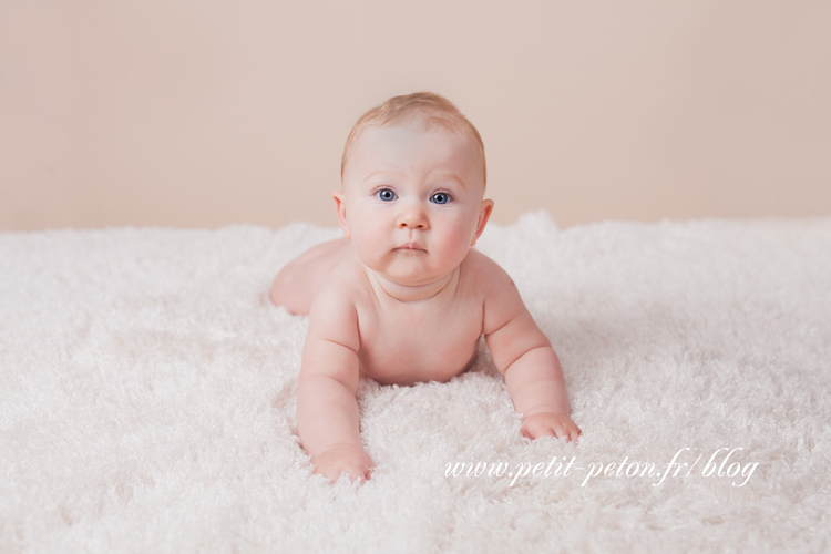 Photographe de bébé studio Paris