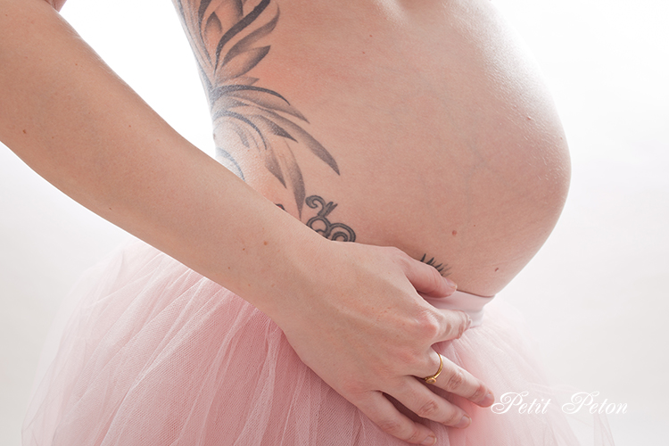 Photographe Paris studio femme enceinte