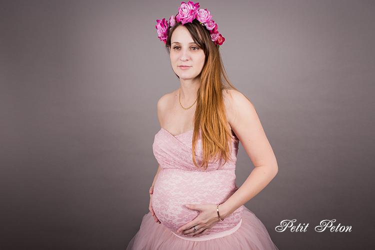 Photographe Paris studio femme enceinte