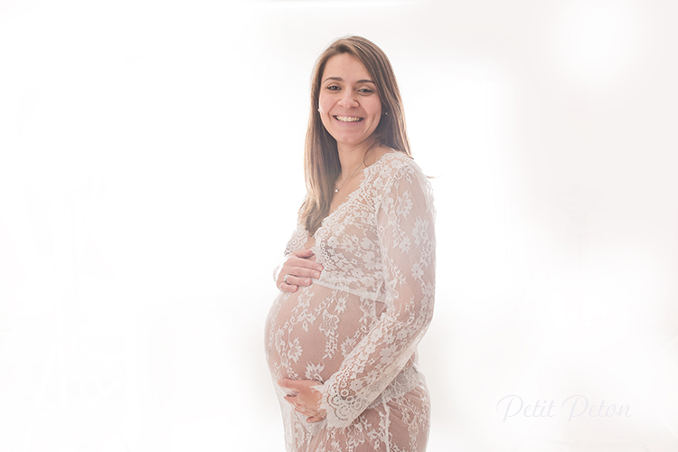 photographe femme enceinte studio paris