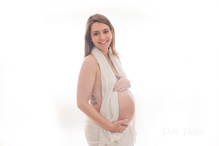 photographe femme enceinte studio paris