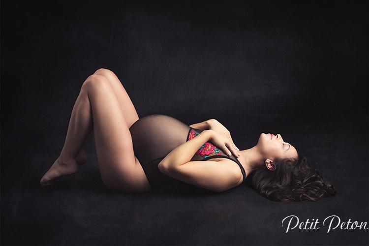 Photographe studio Paris grossesse