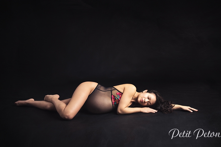 Photographe studio Paris grossesse