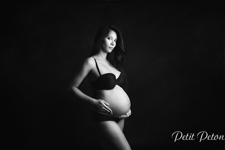 Photographe grossesse Paris studio