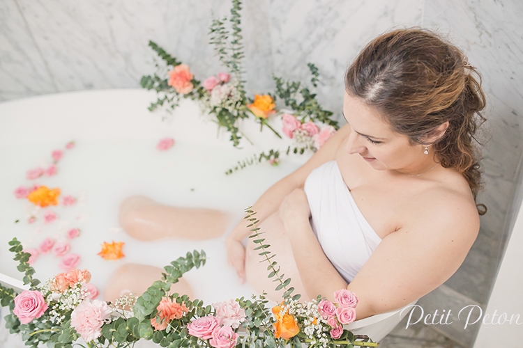 Séance photo grossesse bain de lait Paris