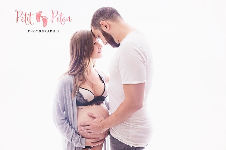 Photo femme enceinte studio paris